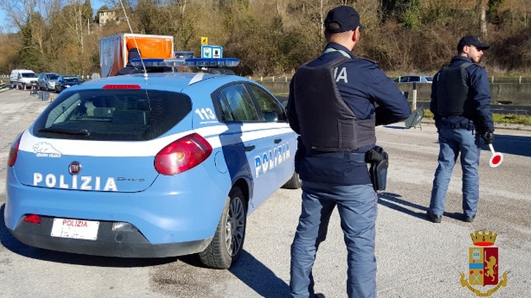 Monteforte Irpino -  La Polizia arresta una 41enne per detenzione e spaccio di sostanze stupefacenti